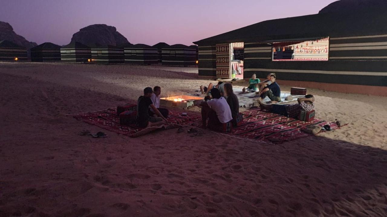 Desert Guide Camp Hotel Wadi Rum Eksteriør billede