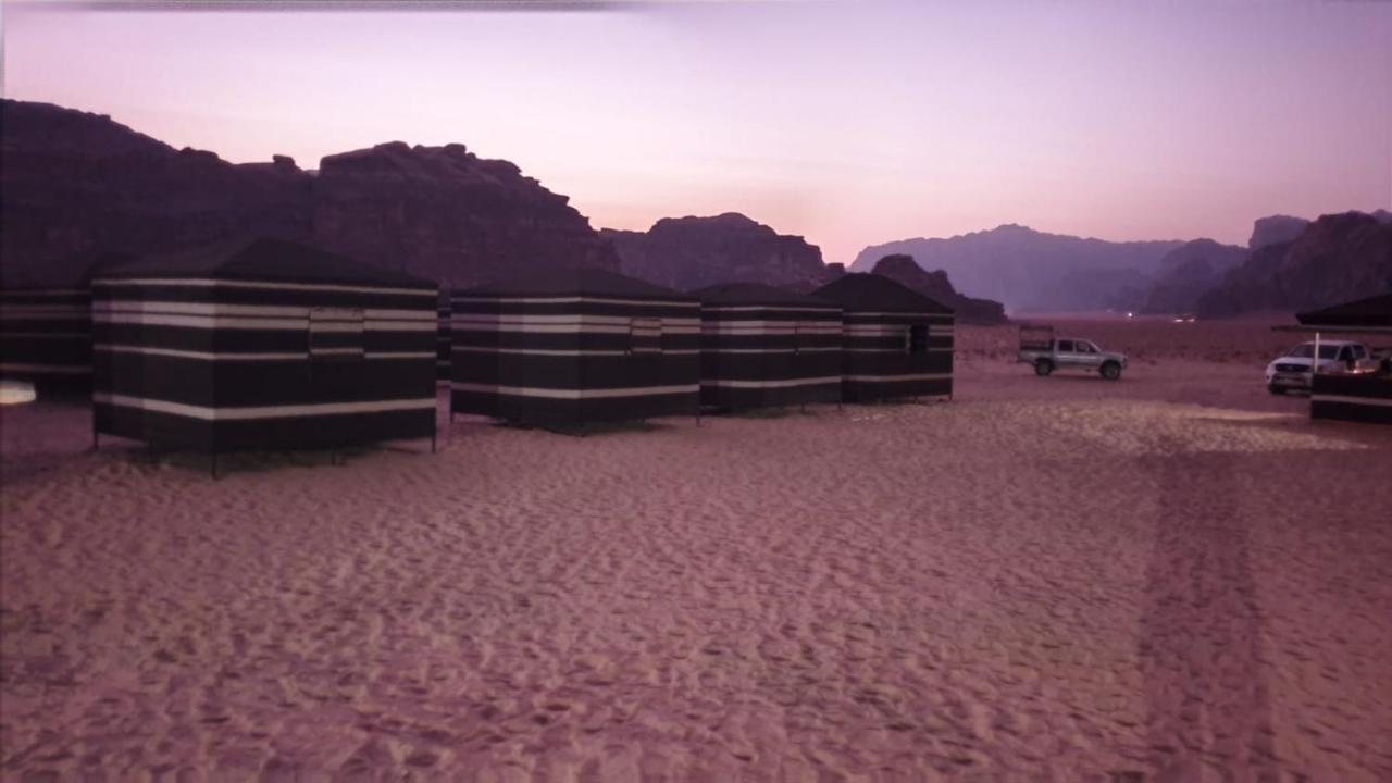 Desert Guide Camp Hotel Wadi Rum Eksteriør billede